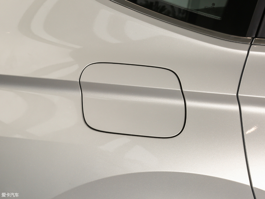 2018��;�^L �Ŀ� 380TSI �����A��