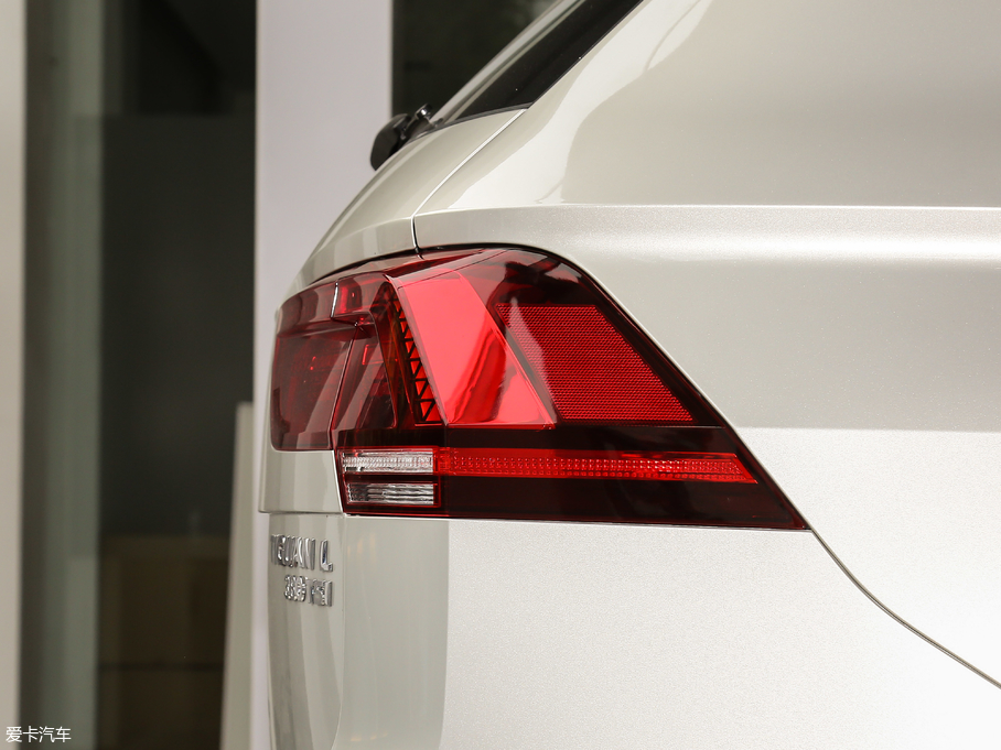 2018��;�^L �Ŀ� 380TSI �����A��