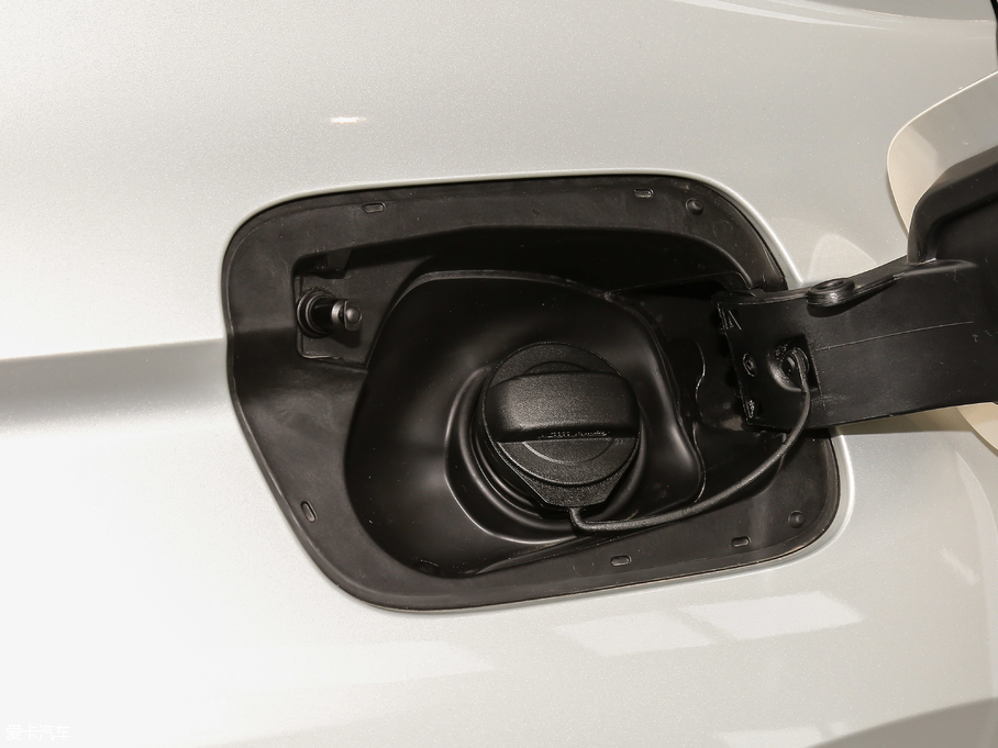 2018��;�^L �Ŀ� 380TSI �����A��