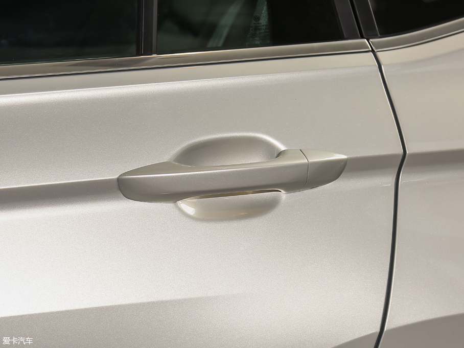 2018��;�^L �Ŀ� 380TSI �����A��