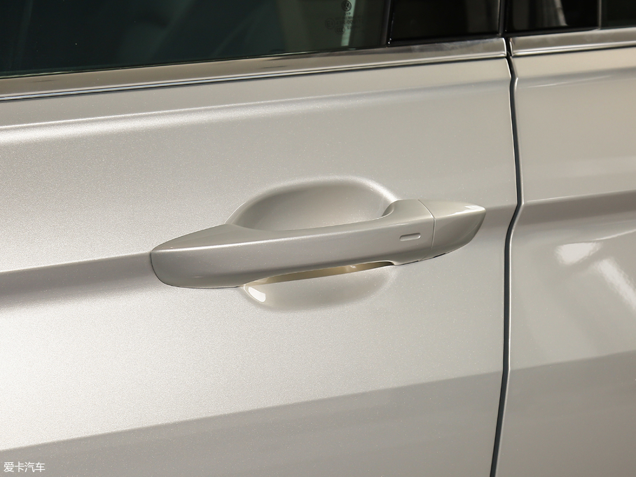 2018;^L Ŀ 380TSI A