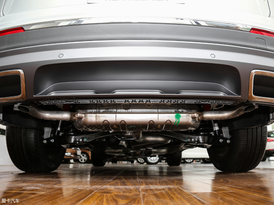 2018;^L Ŀ 380TSI A