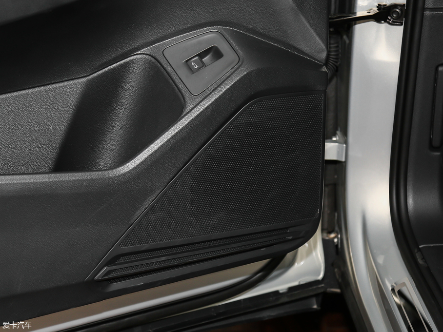 2018��;�^L �Ŀ� 380TSI �����A��