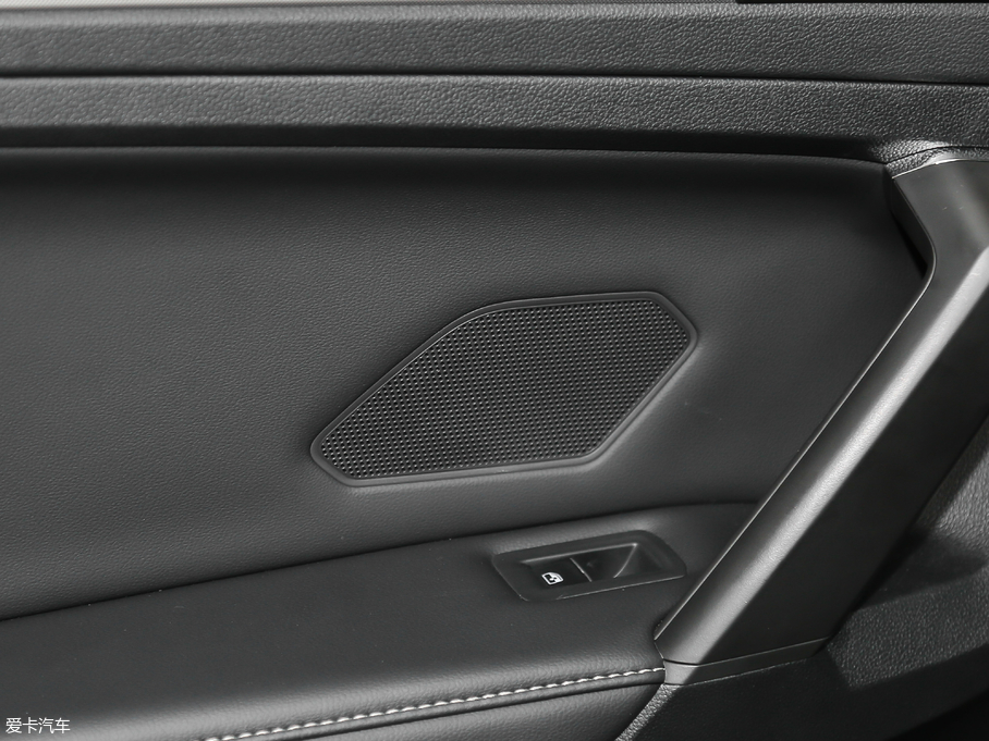 2018��;�^L �Ŀ� 380TSI �����A��