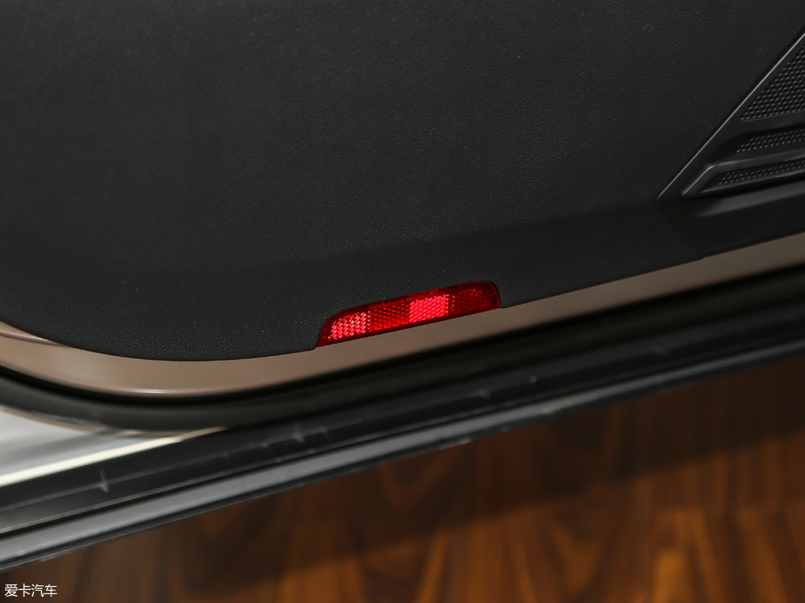 2018��;�^L �Ŀ� 380TSI ���(q��)���A��