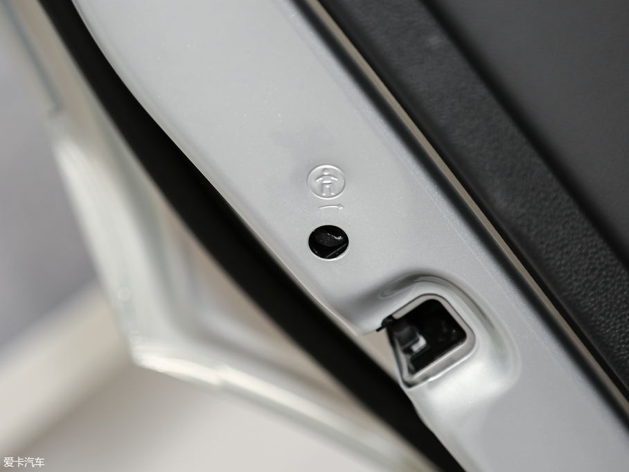 2018��;�^L �Ŀ� 380TSI �����A��