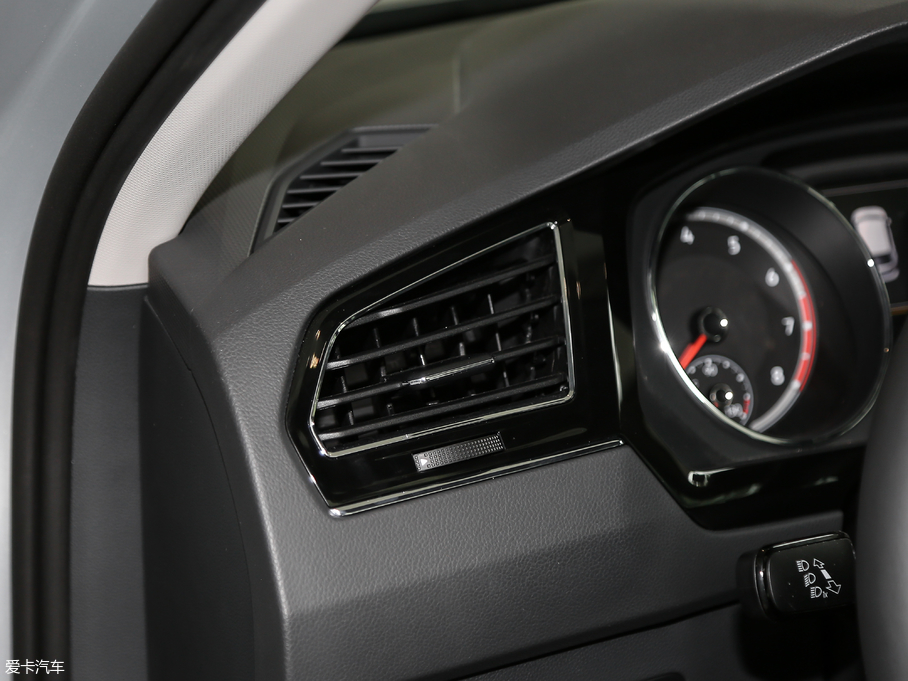 2018��;�^L �Ŀ� 380TSI �����A��