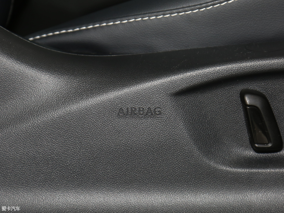 2018��;�^L �Ŀ� 380TSI �����A��