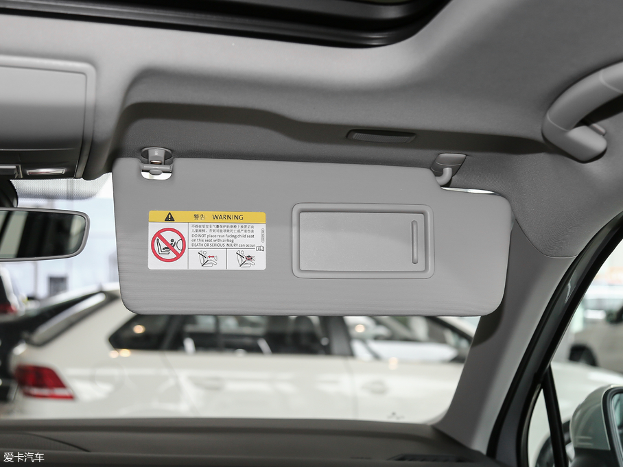 2018��;�^L �Ŀ� 380TSI �����A��