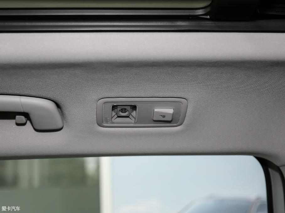 2018��;�^L �Ŀ� 380TSI �����A��