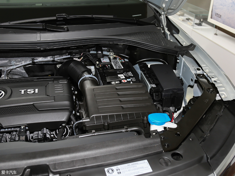 2018;^L Ŀ 380TSI (q)A