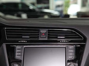 2018330TSI (q)A {(dio)L