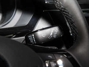 2018330TSI (q)A п؅^(q)