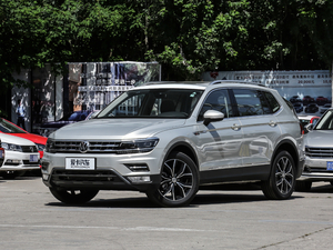 2018款改款 380TSI 四驱旗舰版 左前45度