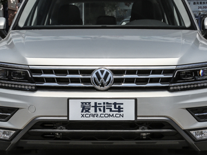 2018款改款 380TSI 四驱旗舰版 中网