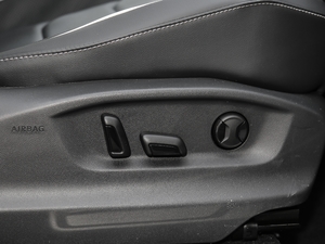 2018Ŀ 380TSI (q)Ş g