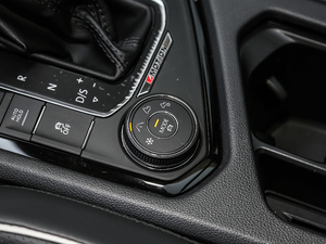 2018Ŀ 380TSI Ş п؅^