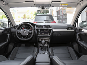 2018款280TSI 两驱舒适版 内饰全景