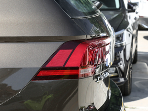 2018Ŀ 330TSI (q)A (ji)^