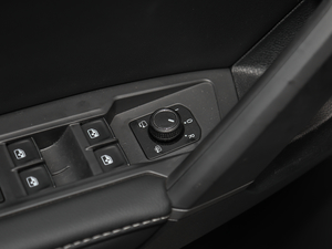 2018Ŀ 330TSI A п؅^