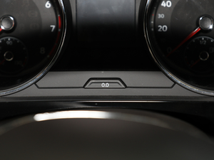 2018330TSI (q)m п؅^(q)