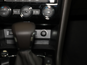 2018330TSI (q)m п؅^(q)