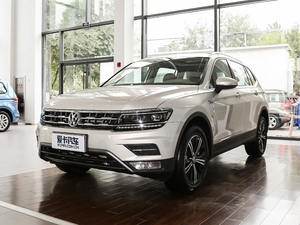 2018款改款 380TSI 四驱豪华版 左前45度