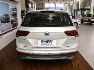 2018款改款 380TSI 四驱豪华版 正后	
