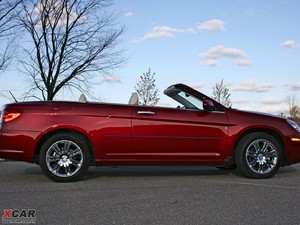 2009款克莱斯勒Sebring 整体外观