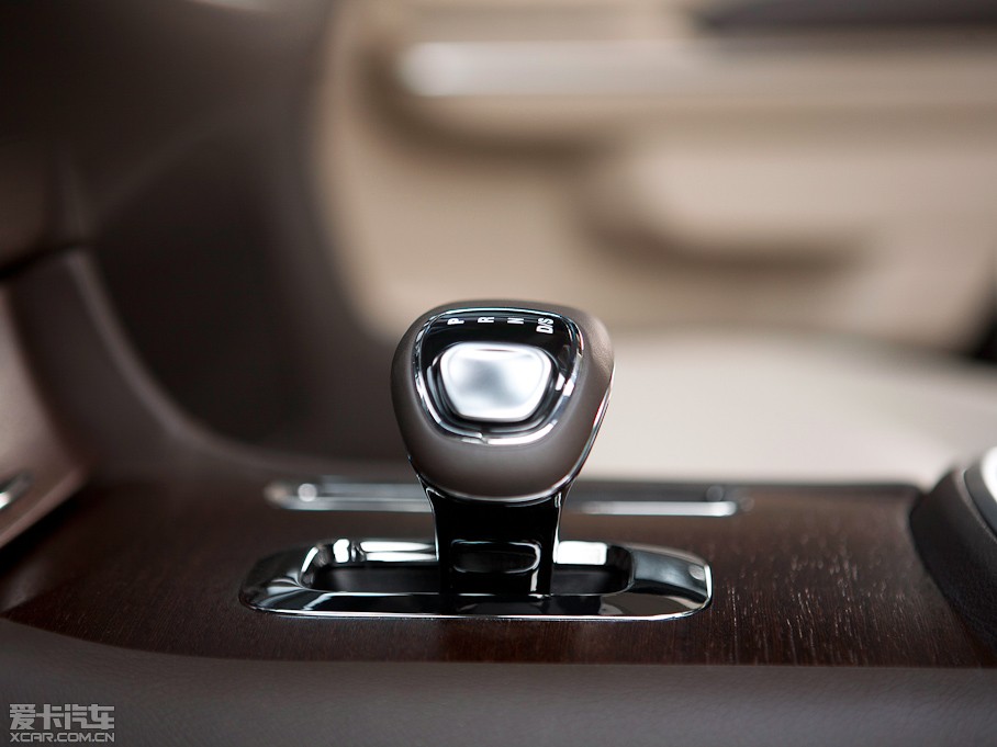 2012R˹300C(M) 3.6L A