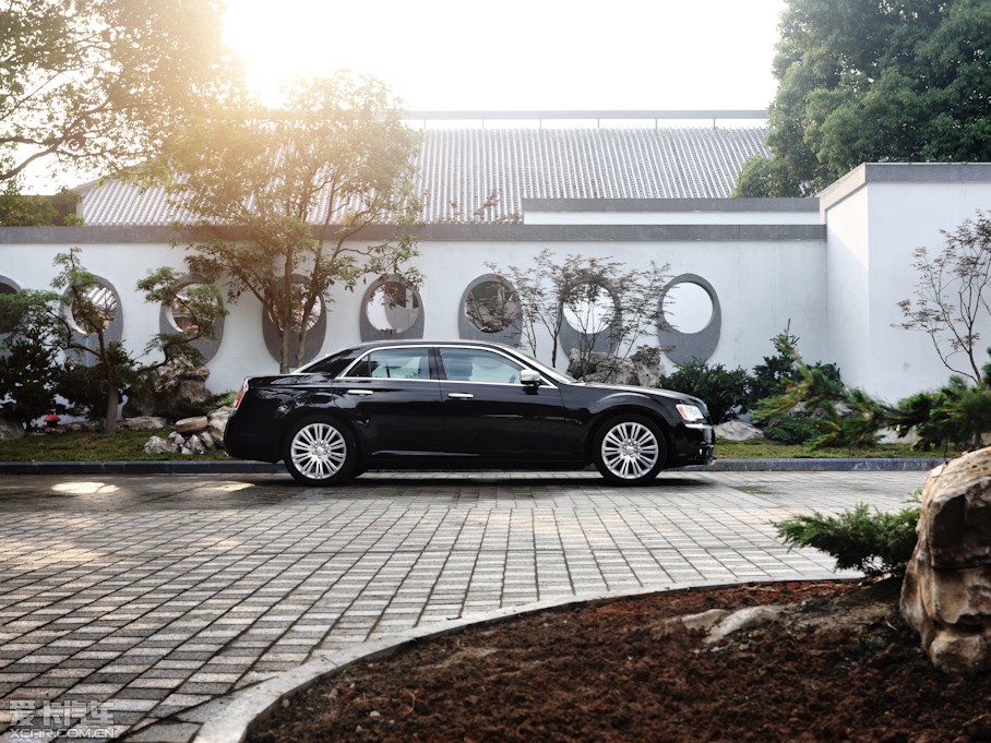 2012R˹300C(M) 3.6L A