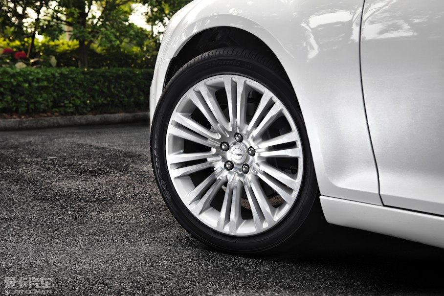 2012R˹300C(M) 3.6L A