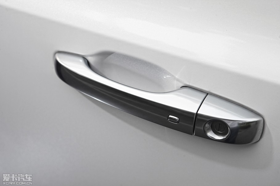 2012R˹300C(M) 3.6L A