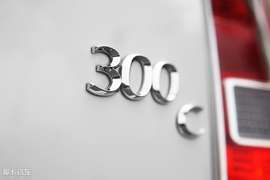 2012R˹300C(M(jn)) 3.6L A