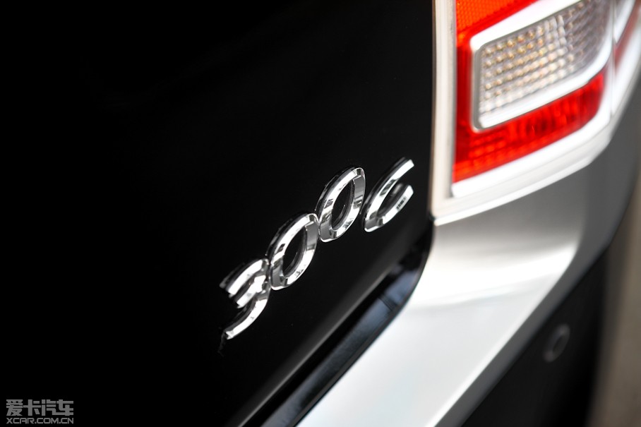 2012R˹300C(M) 3.6L A