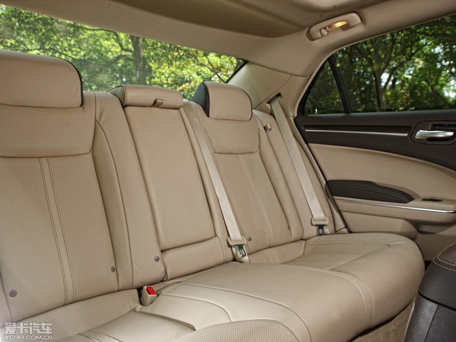 2012R˹300C(M) 3.6L A