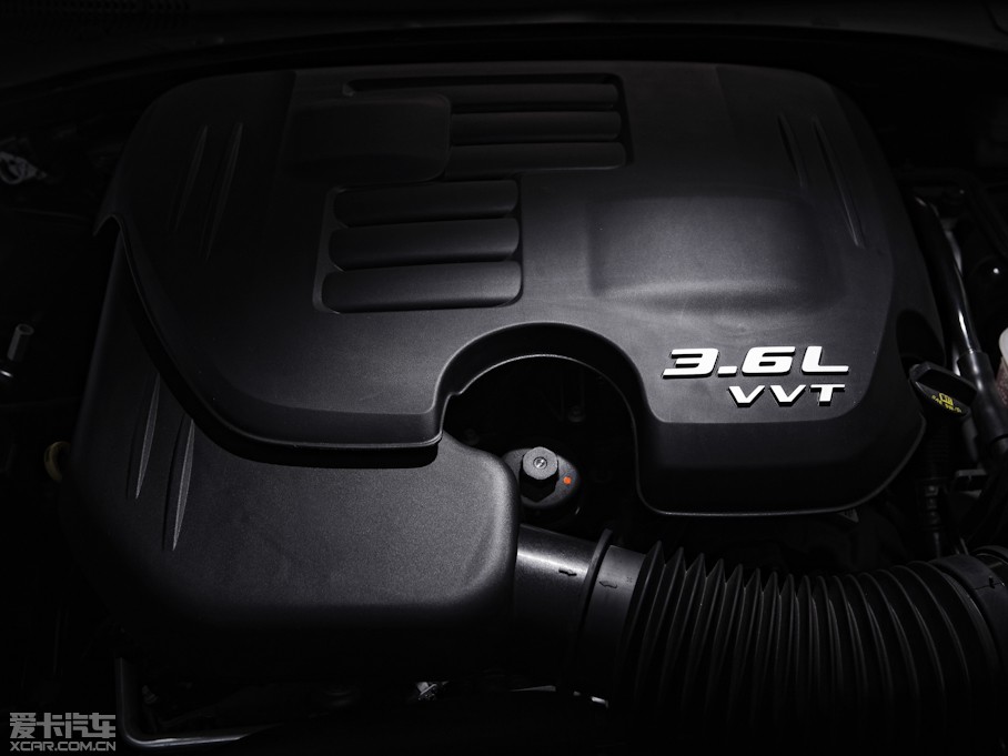 2012R˹300C(M(jn)) 3.6L A