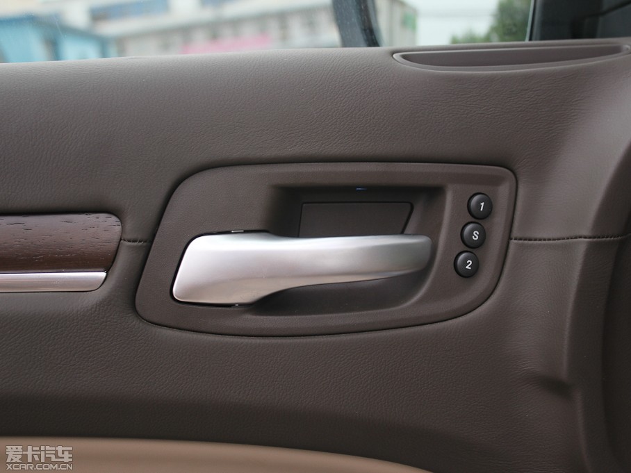 2012R˹300C(M) 3.6L A