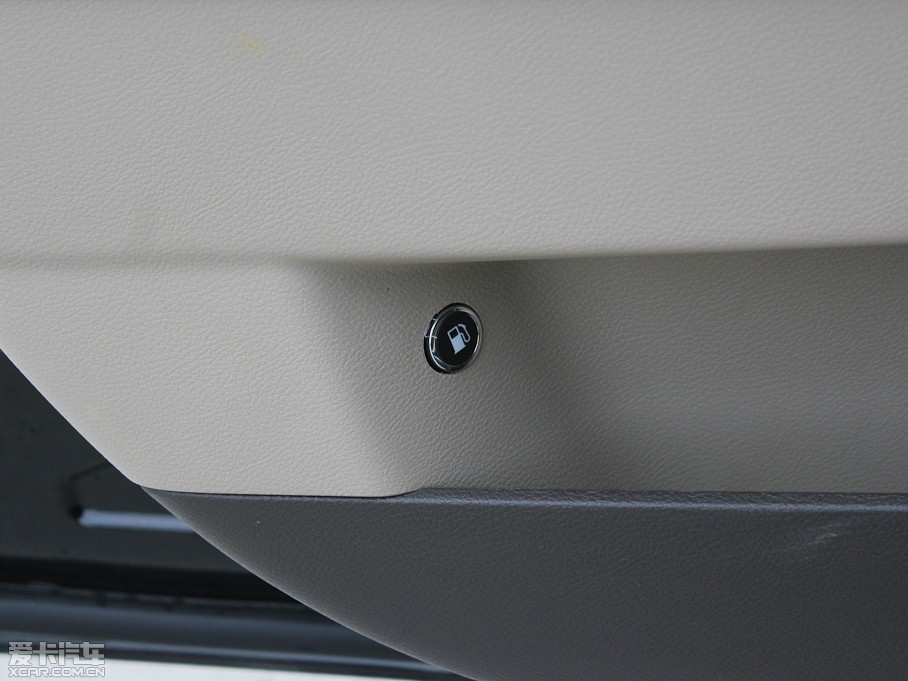 2012R˹300C(M) 3.6L A