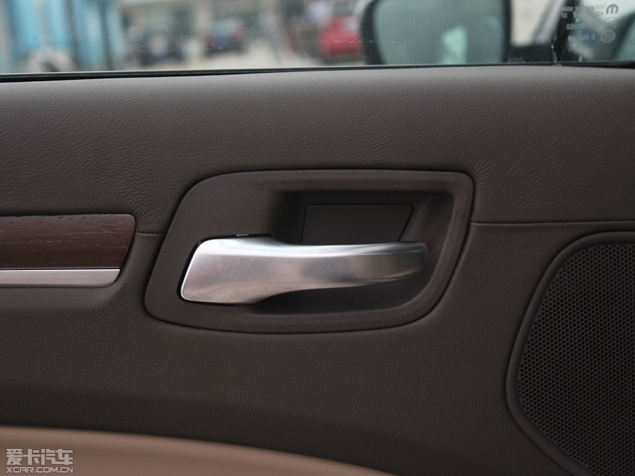 2012R˹300C(M(jn)) 3.6L A