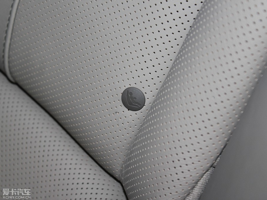 2012R˹300C(M) 3.6L A