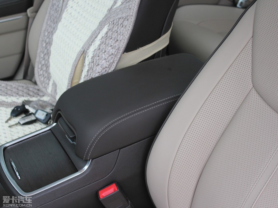 2012R˹300C(M) 3.6L A