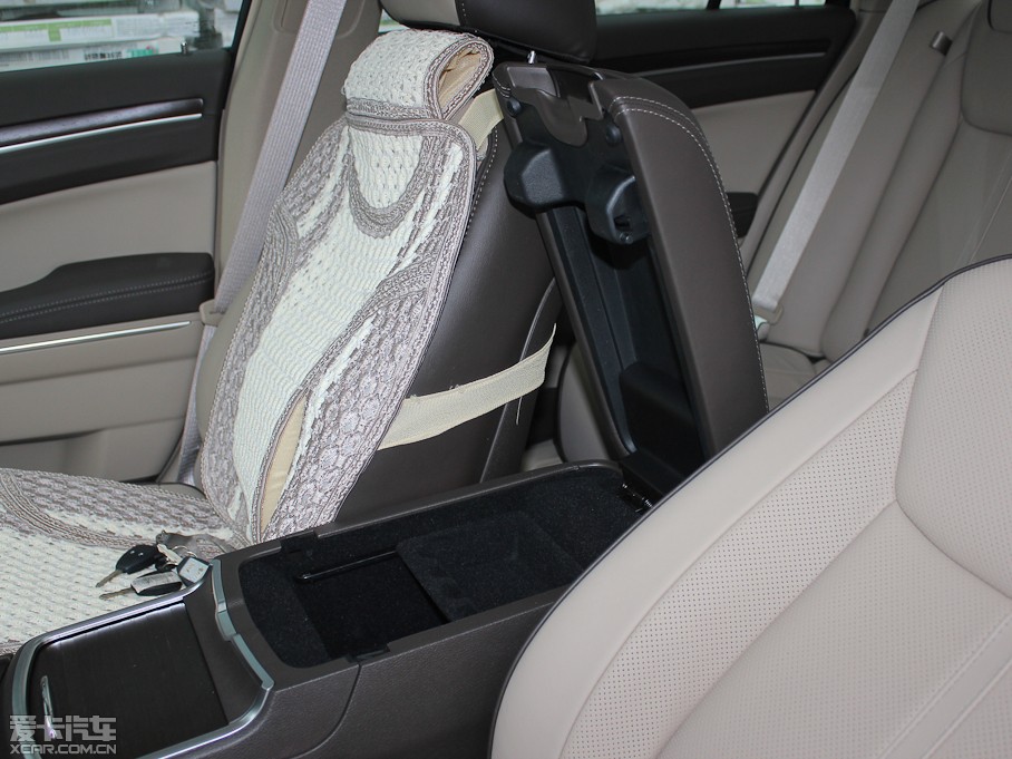 2012R˹300C(M) 3.6L A