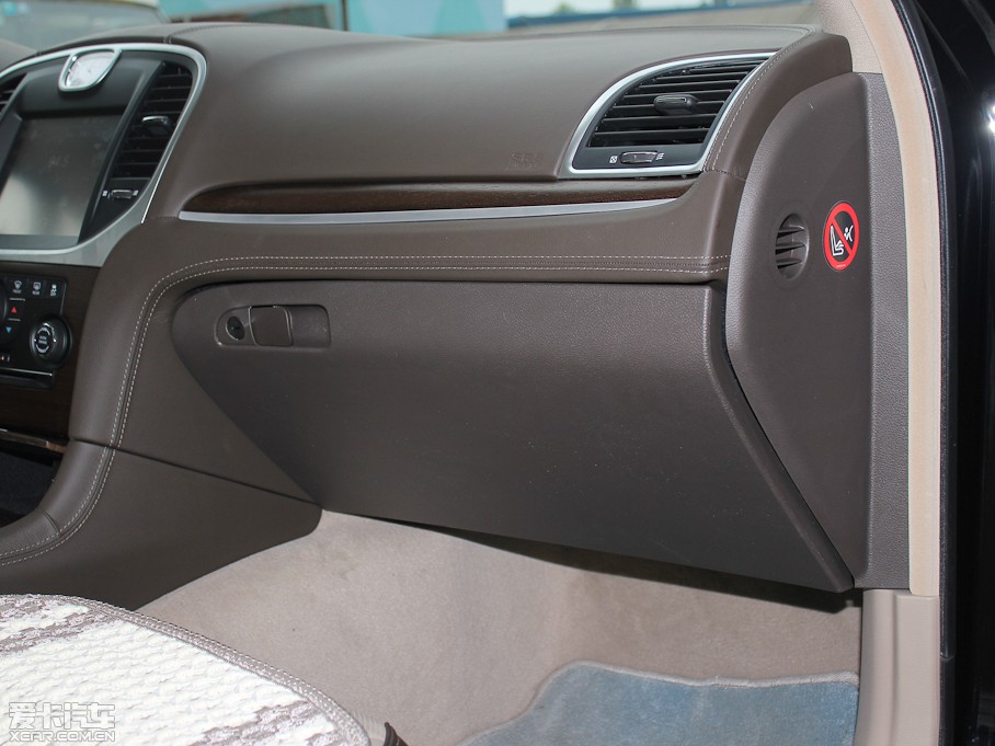 2012R˹300C(M) 3.6L A