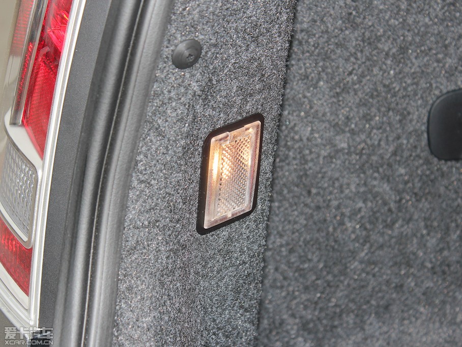 2012R˹300C(M) 3.6L A