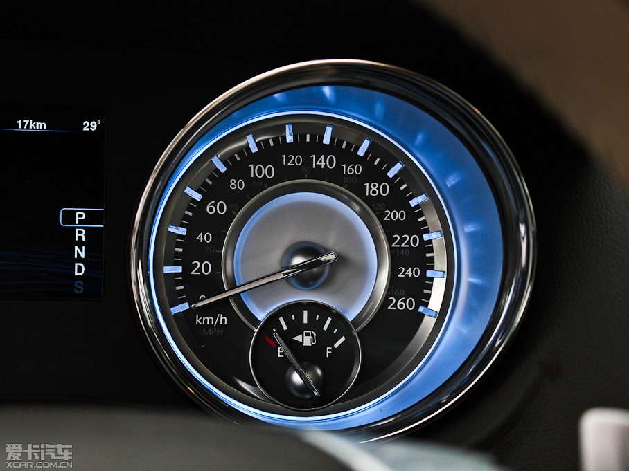 2012R˹300C(M) 3.6L A