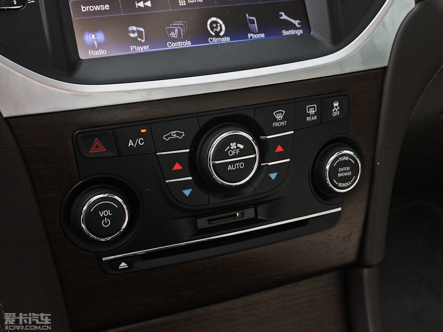 2012R˹300C(M(jn)) 3.6L A