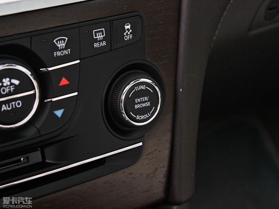 2012R˹300C(M) 3.6L A