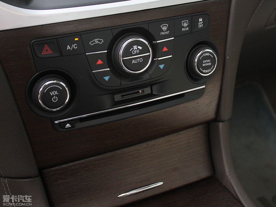 2012R˹300C(M) 3.6L A