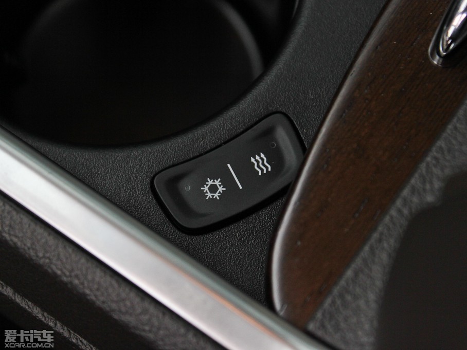 2012R˹300C(M) 3.6L A